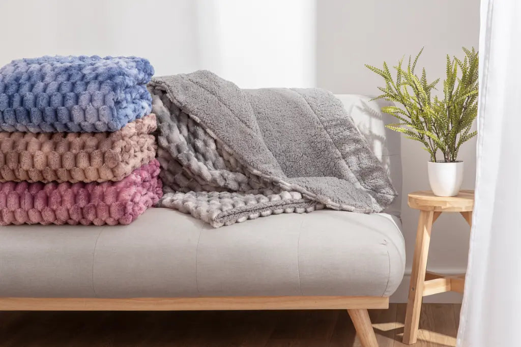 Manta Plaid Avellana Karamelo | Suavidad y Calidez para tu Hogar