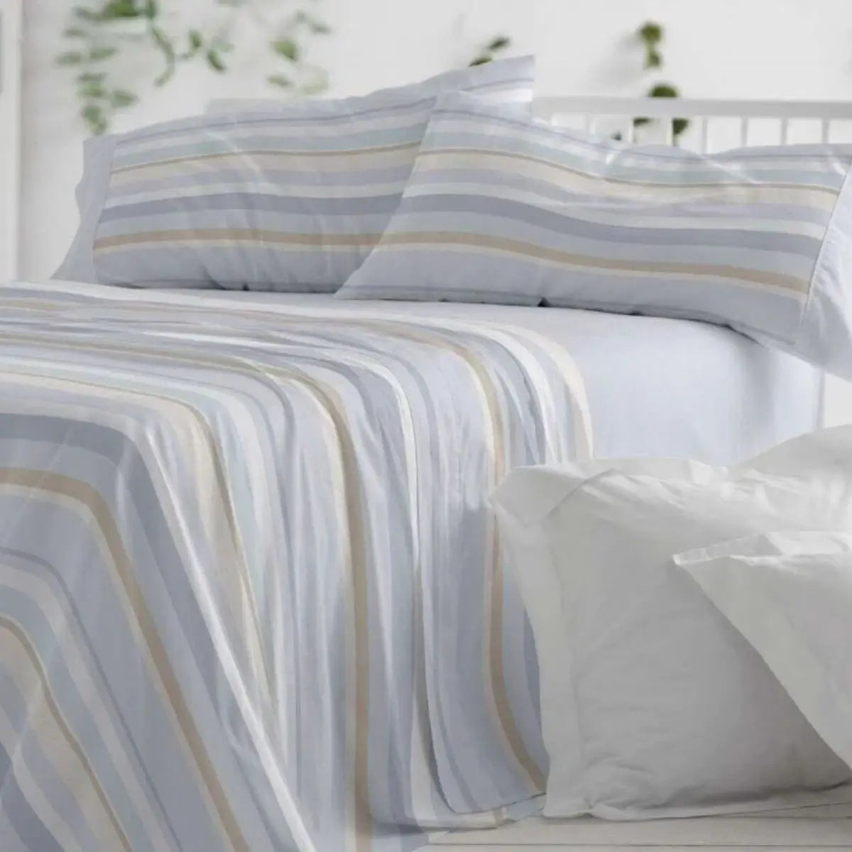JUEGO DE SABANAS TELA 547 AZUL BURRITO BLANCO