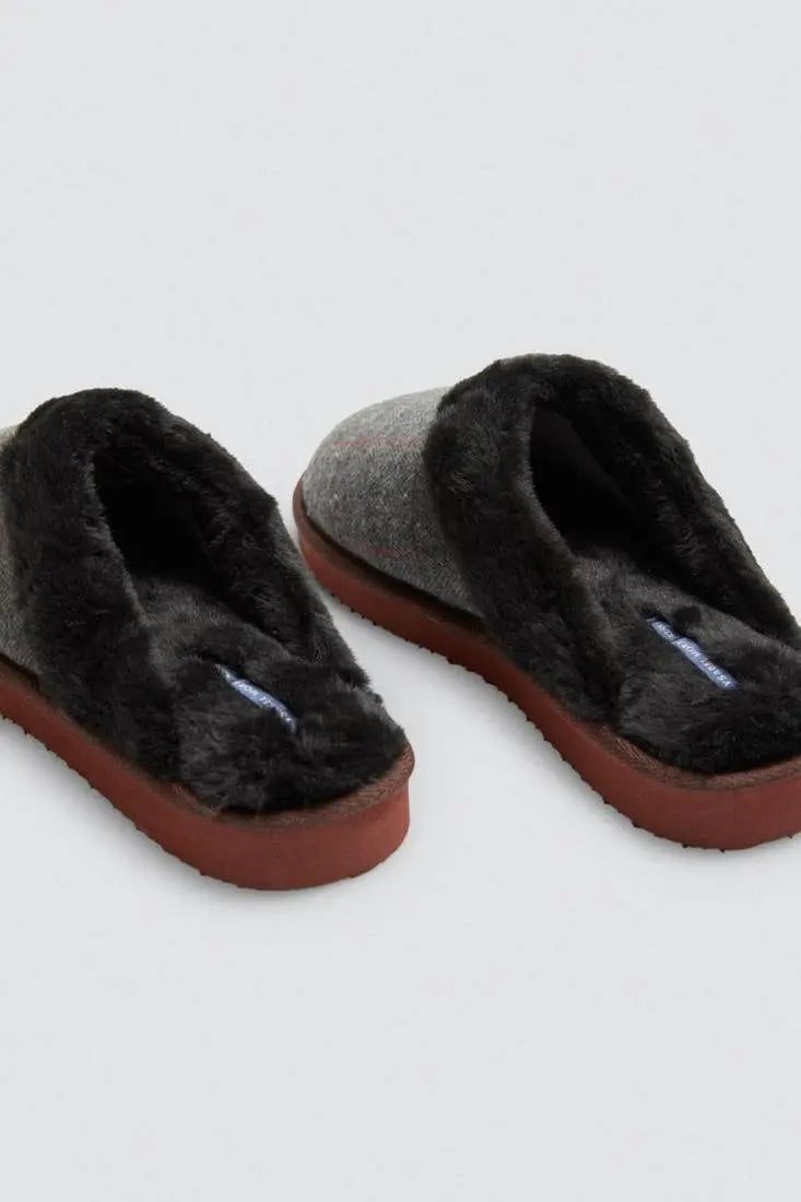 ZAPATILLAS HOMBRE 24080 YSABEL MORA