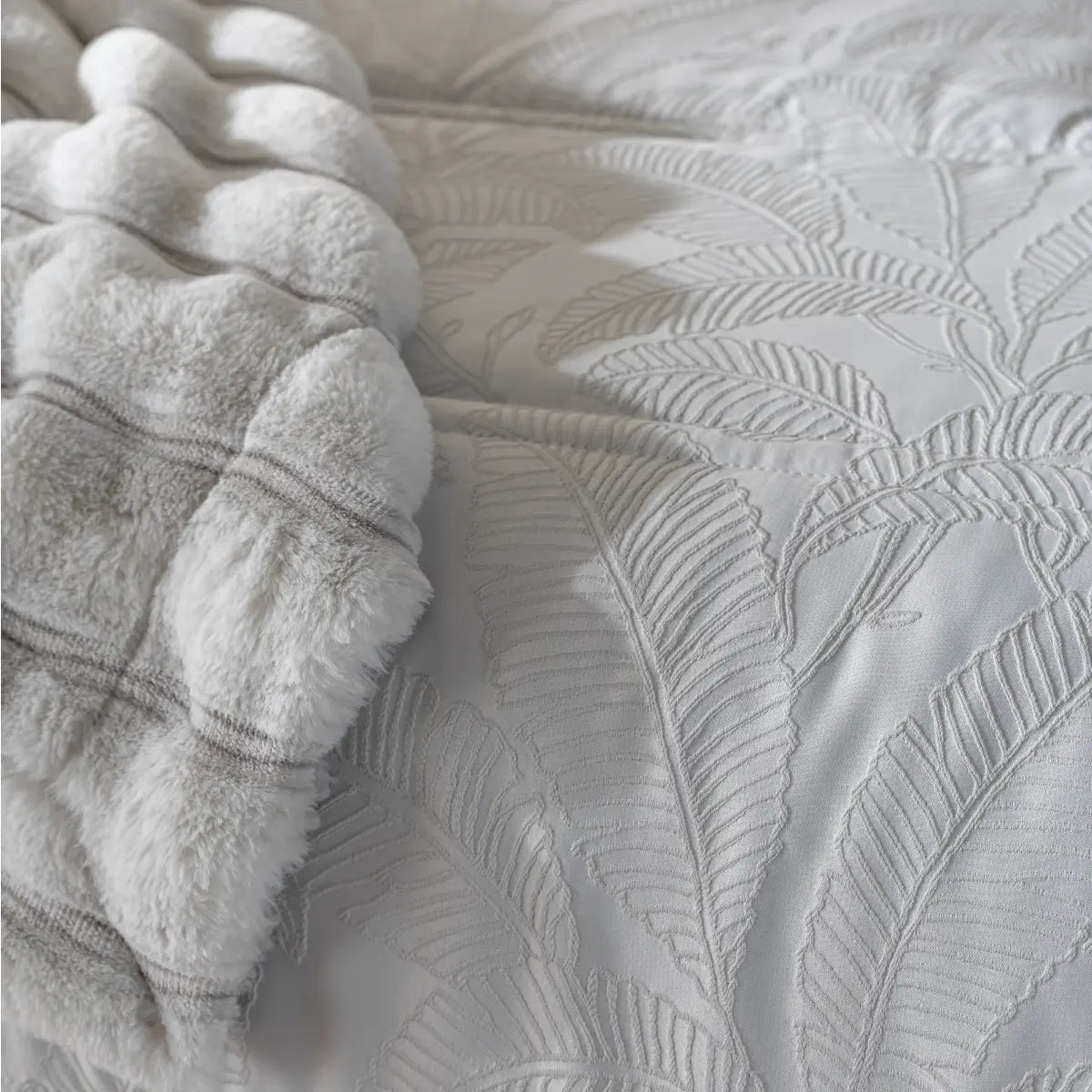 CONFORTER JACQUARD MODELO CATI PERLA SANDECO